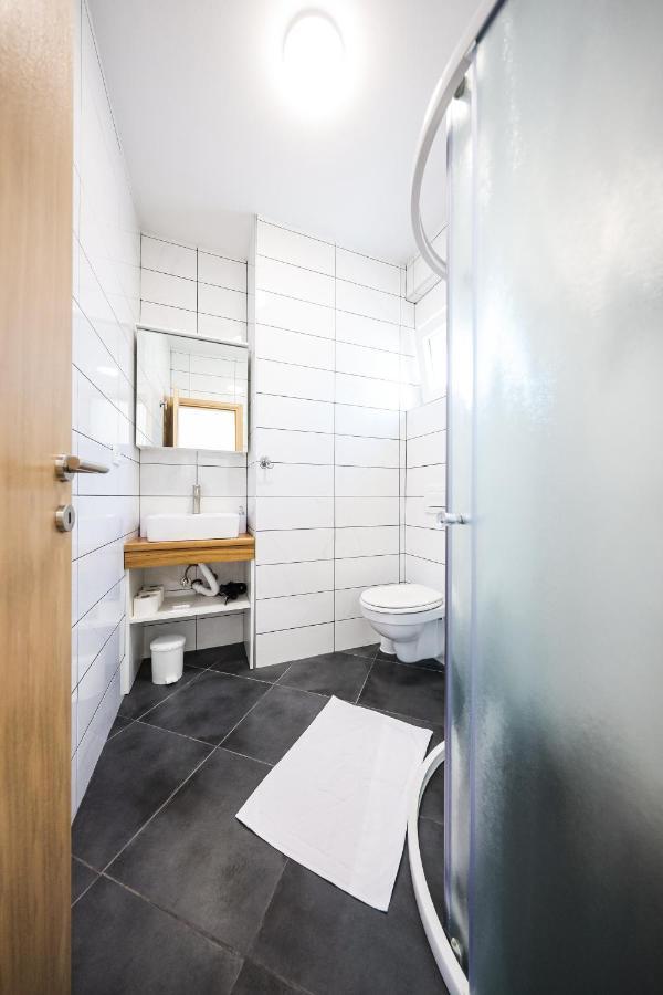 1Oak Rentals 2 Вир Экстерьер фото